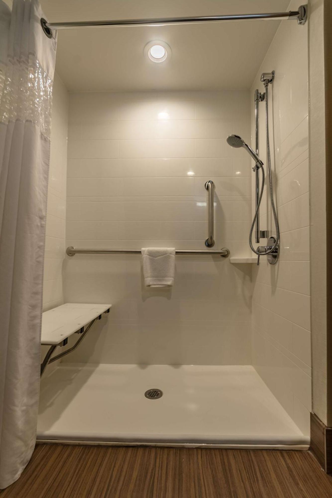 Hampton Inn Winchester-University/ Mall Luaran gambar