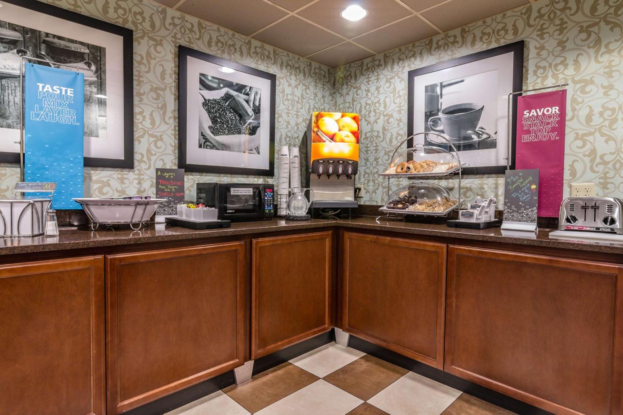 Hampton Inn Winchester-University/ Mall Luaran gambar